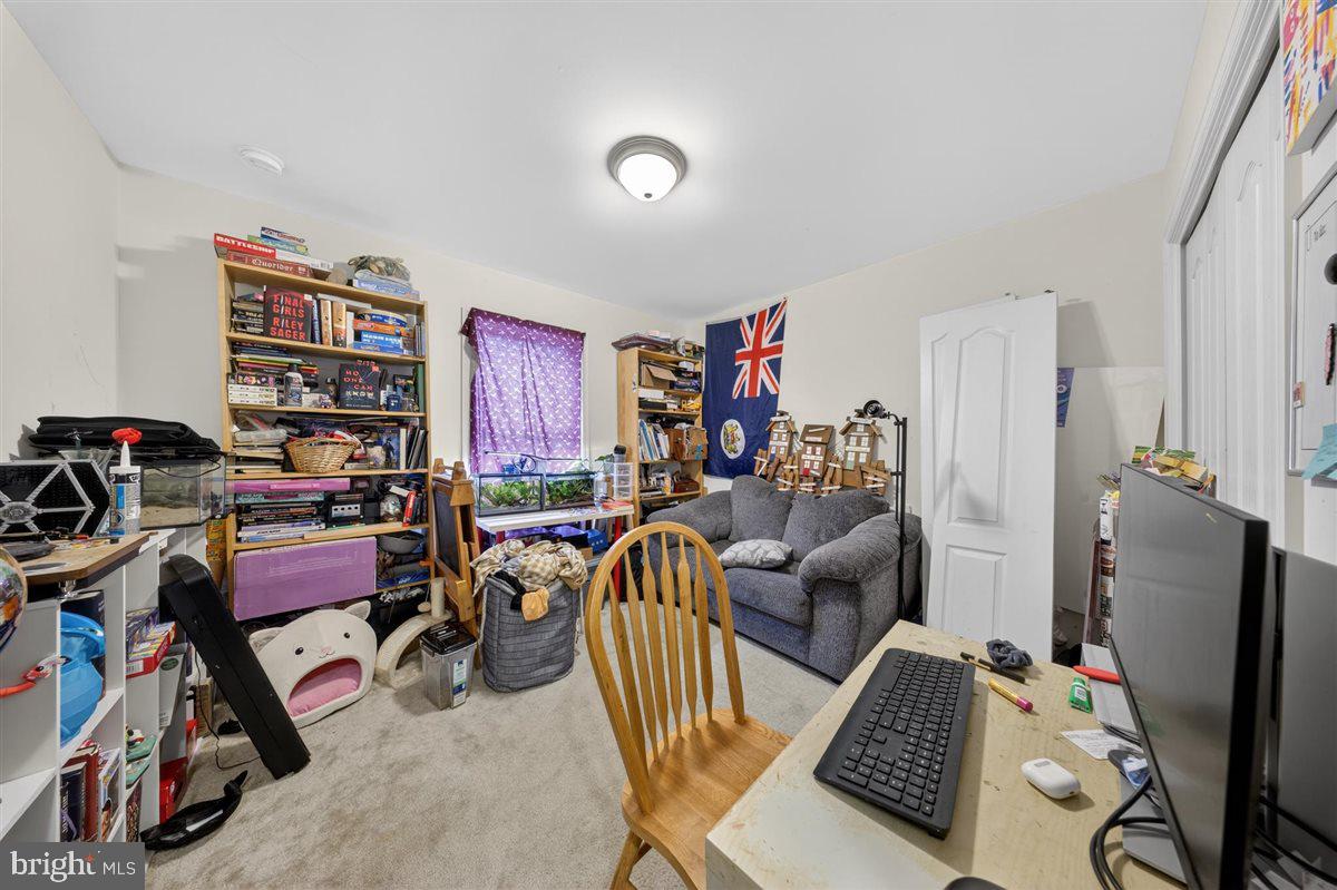 FOREST KNOLL ESTATES - Residential