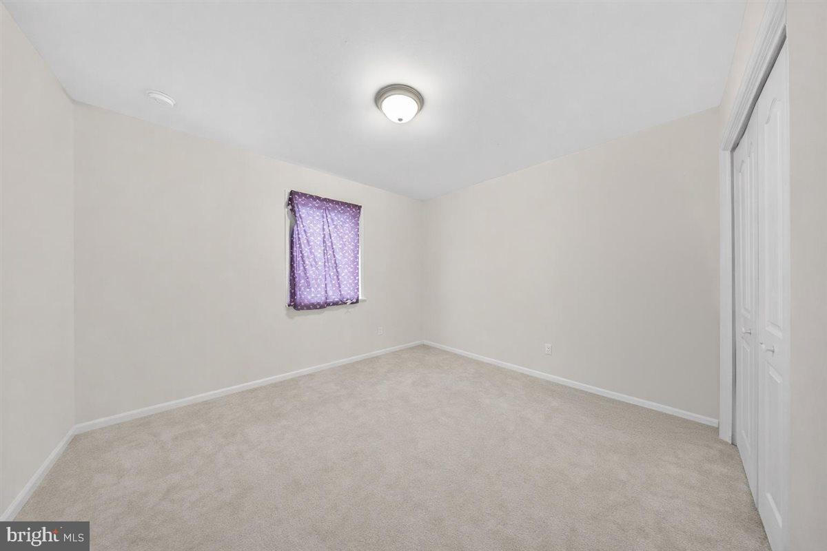 FOREST KNOLL ESTATES - Residential