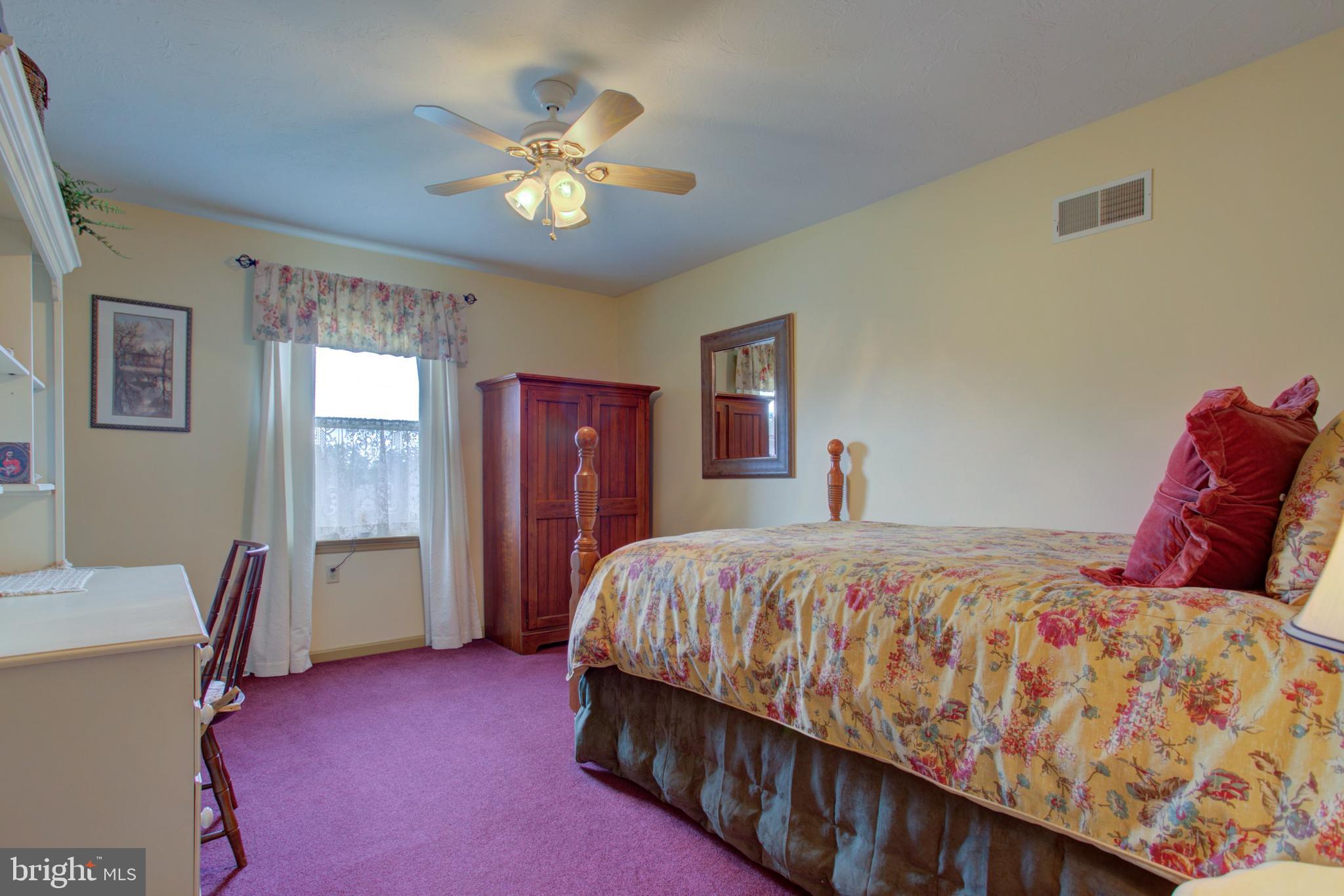 MEADOW SPRINGS - Residential