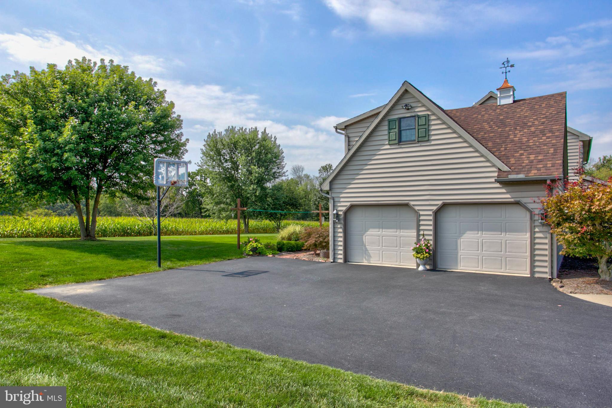 MEADOW SPRINGS - Residential