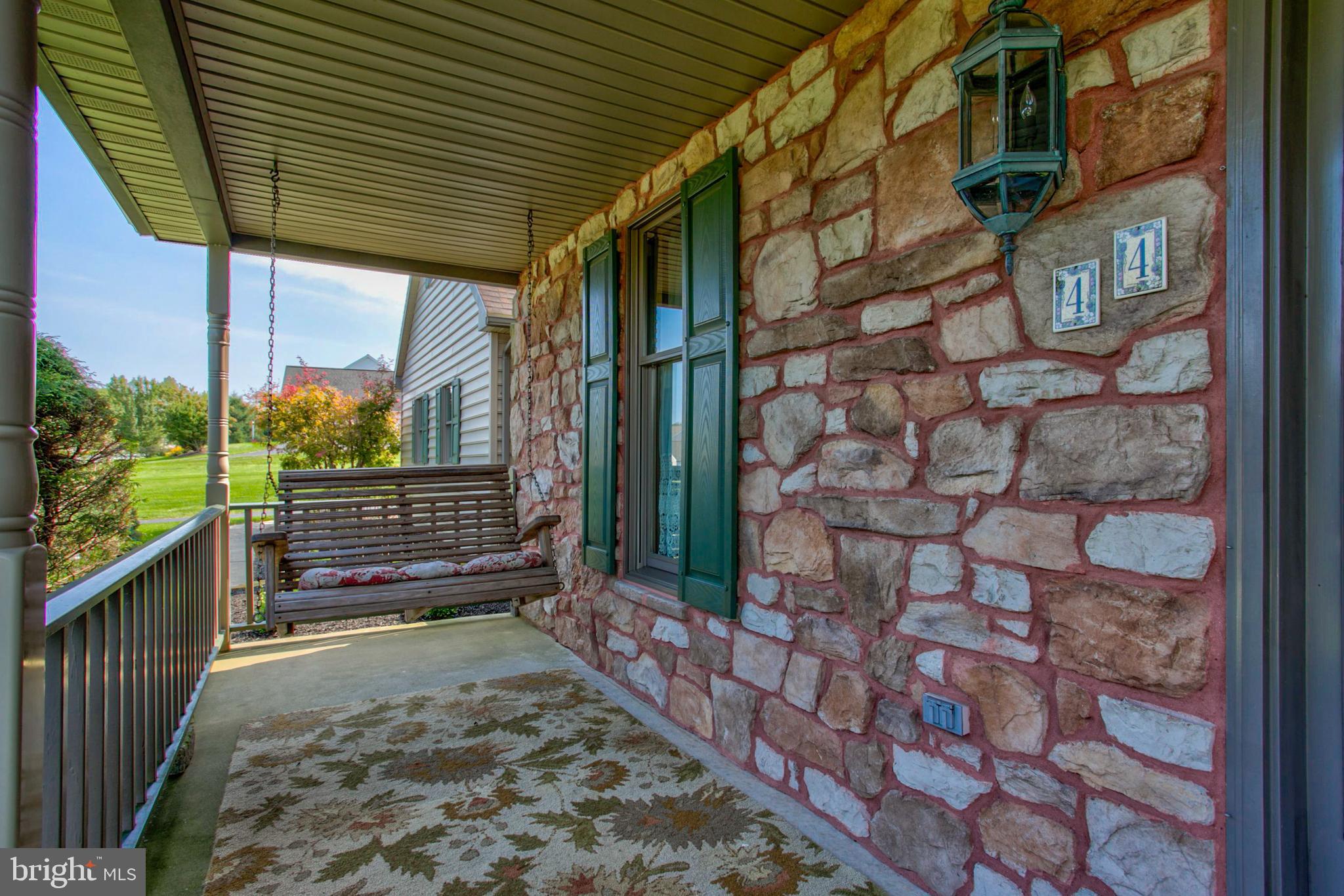 MEADOW SPRINGS - Residential