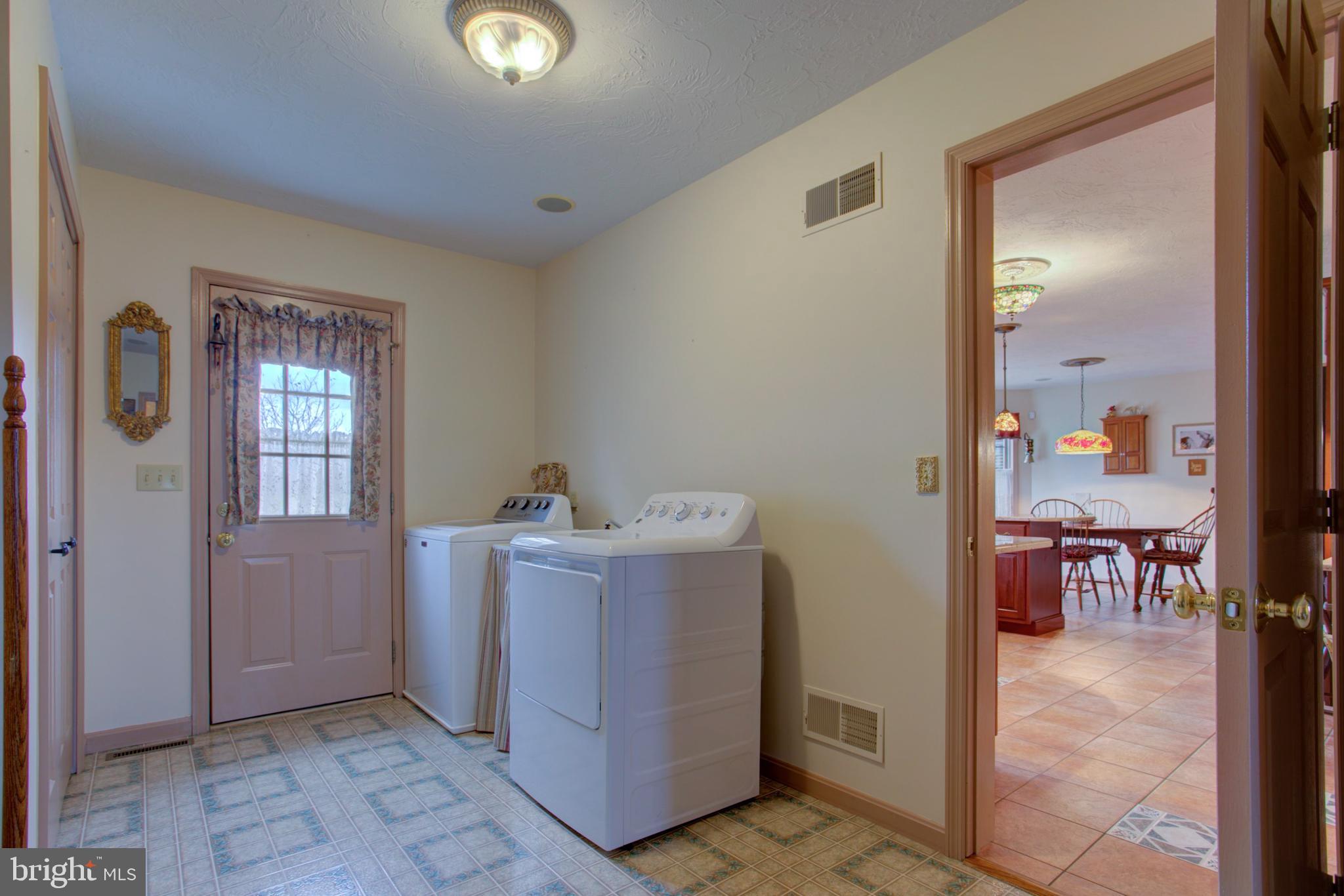 MEADOW SPRINGS - Residential