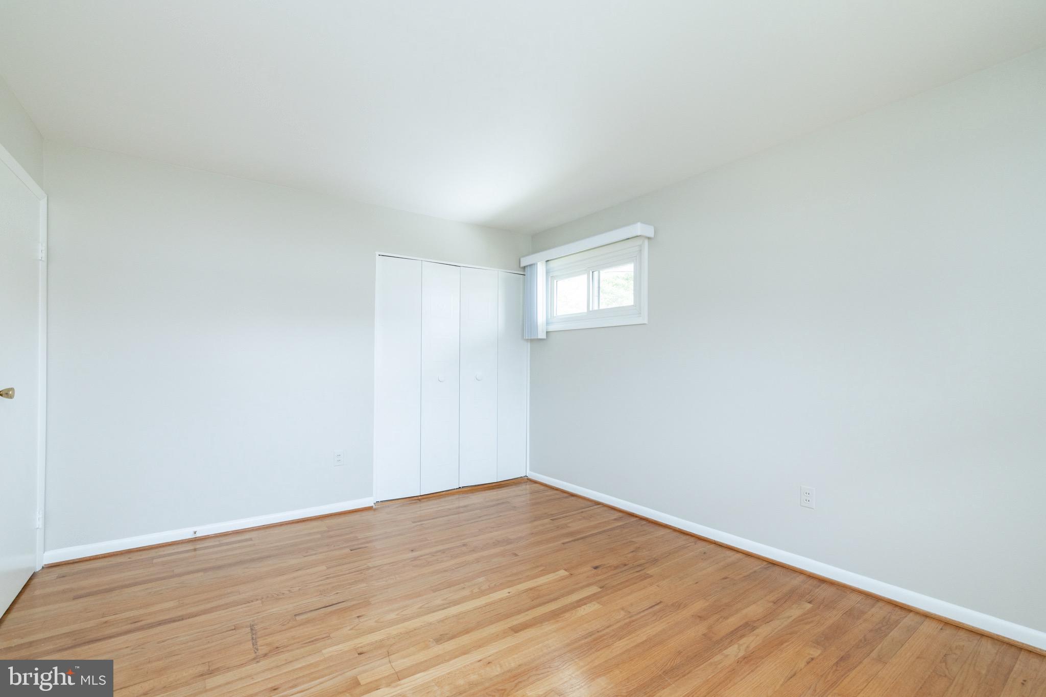 FAIRFAX VILLA - Residential