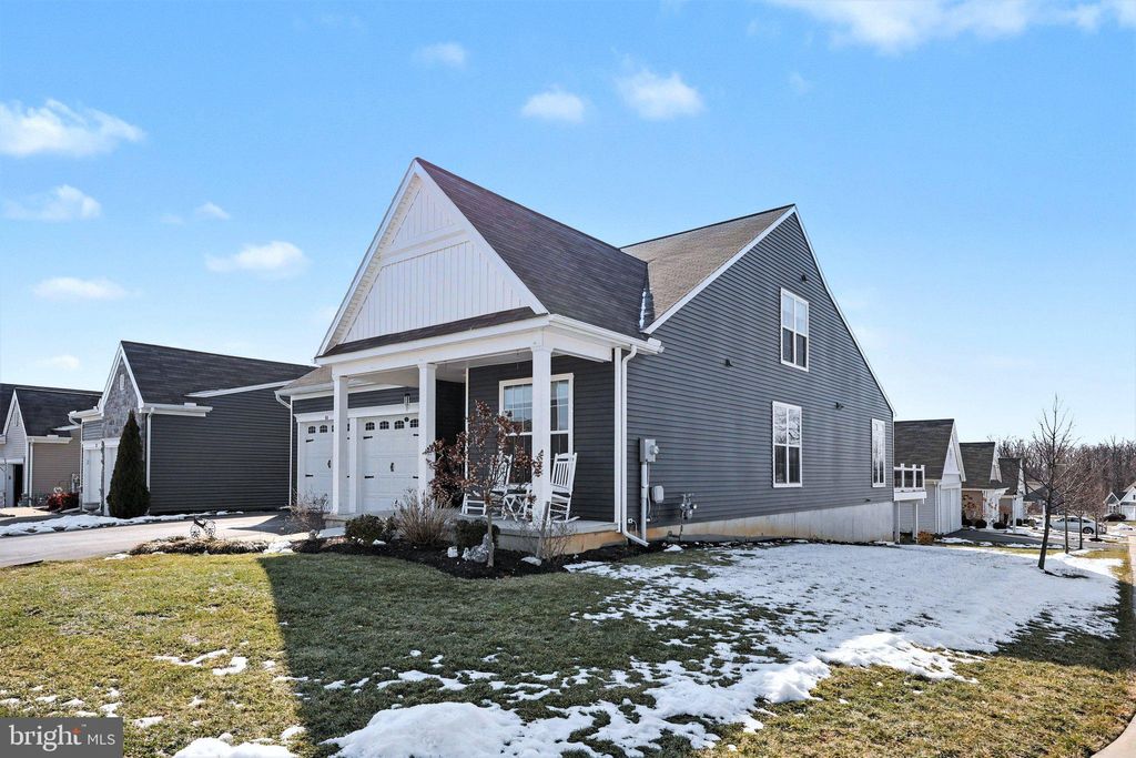 Photo of 80 Butterfly Dr, MECHANICSBURG, PA 17055 (MLS # PACB2051062)