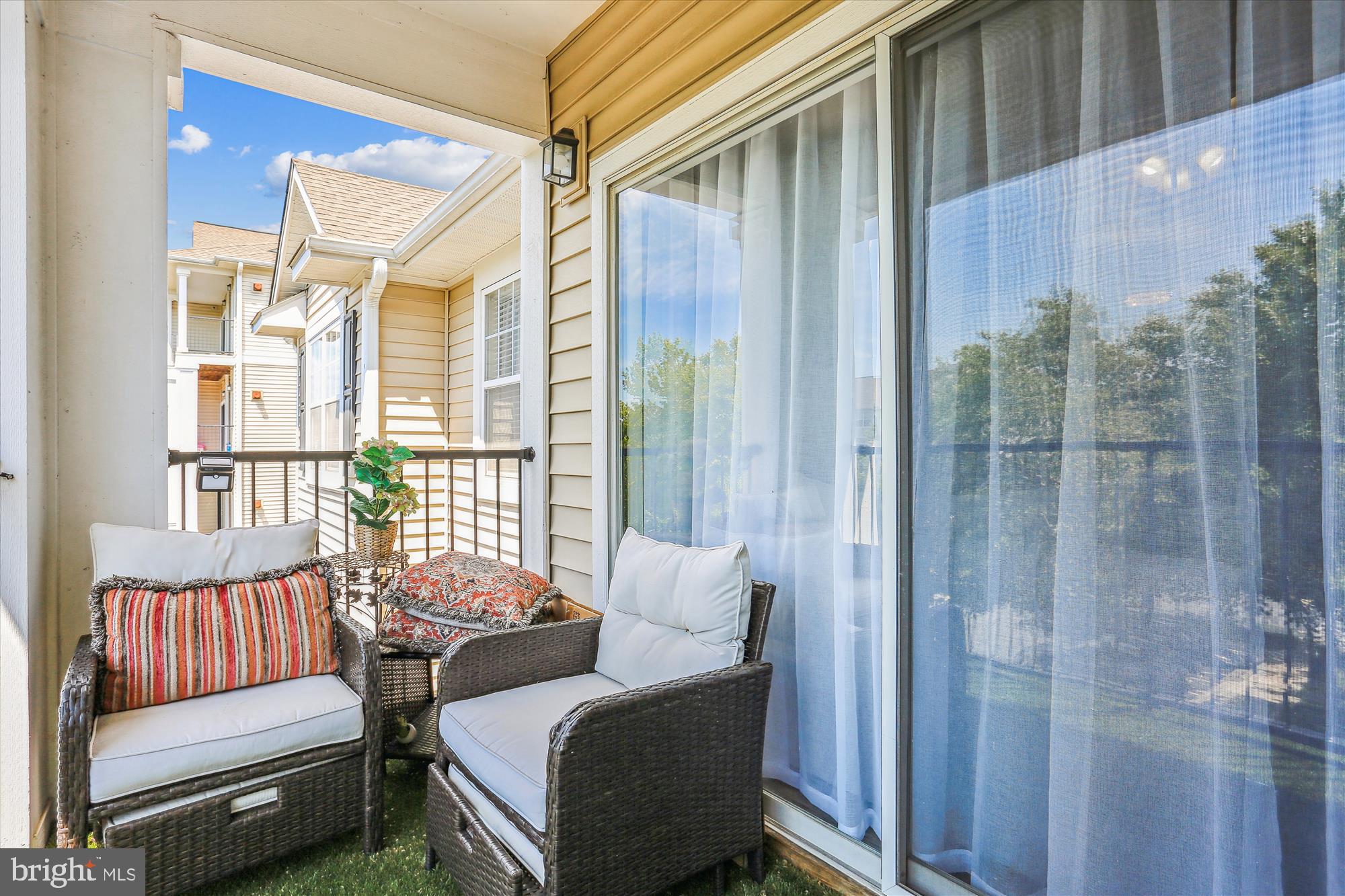 ASHMORE AT GERMANOWN COMMUNITY - Residential