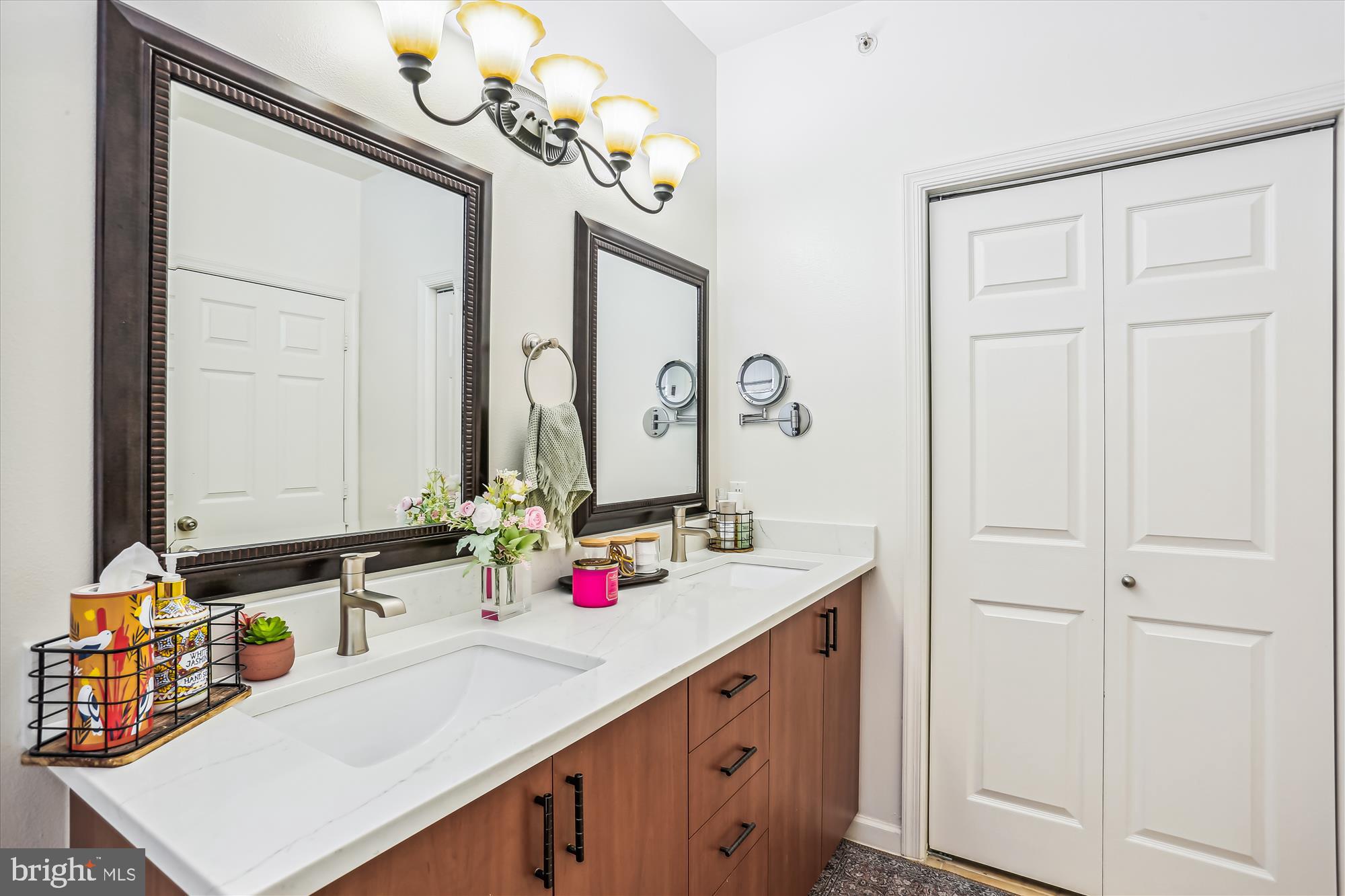 ASHMORE AT GERMANOWN COMMUNITY - Residential