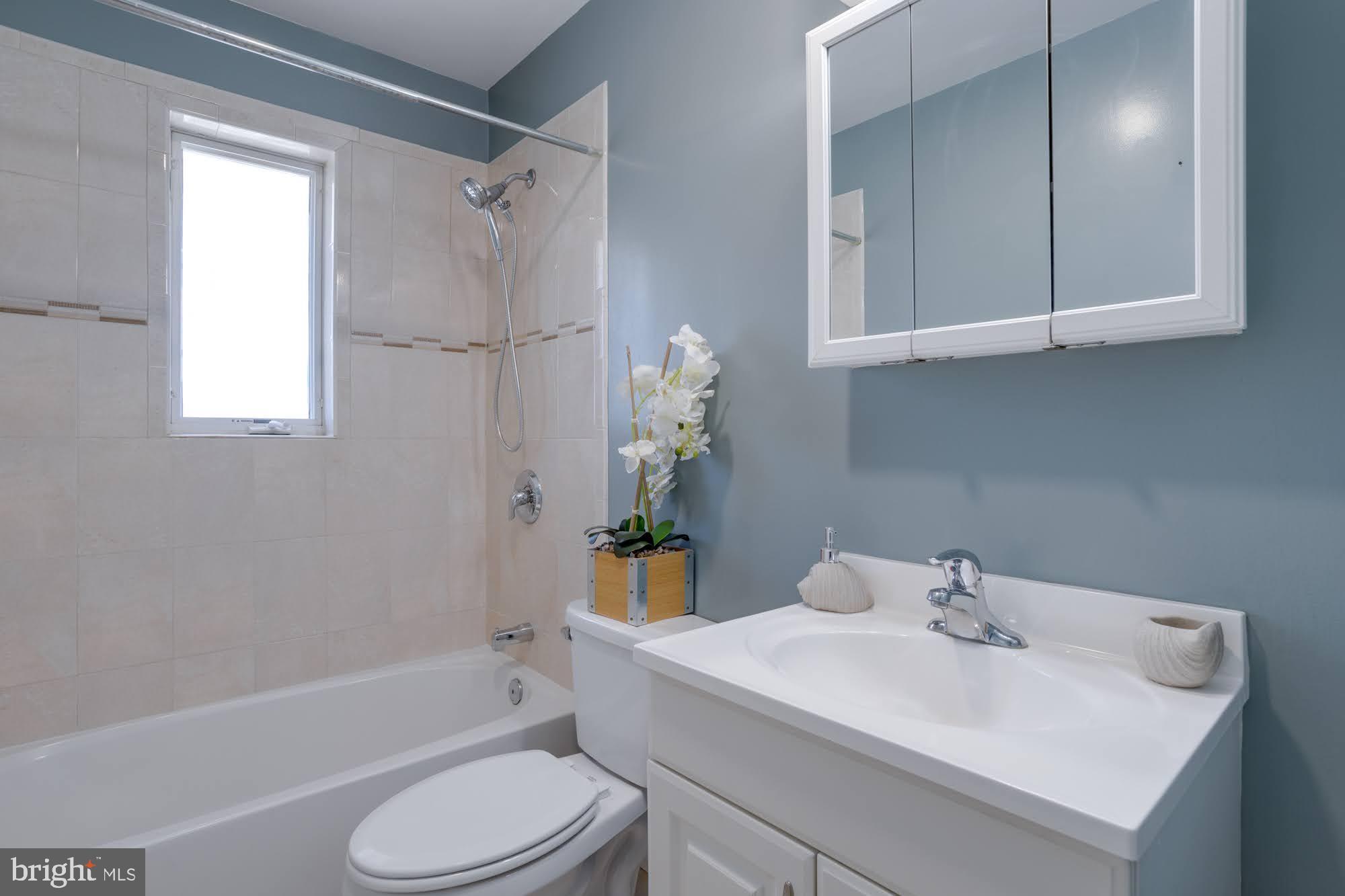 NORTH SPRINGFIELD - Residential