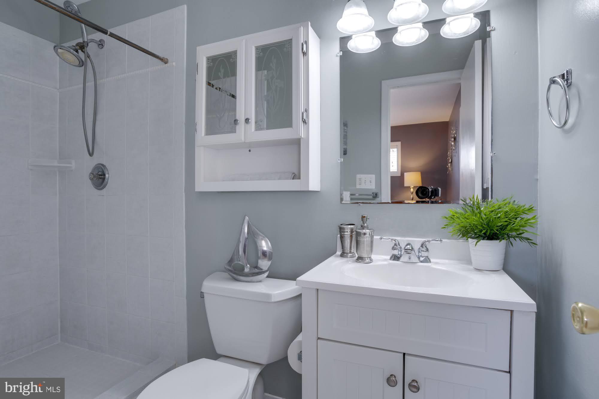 NORTH SPRINGFIELD - Residential