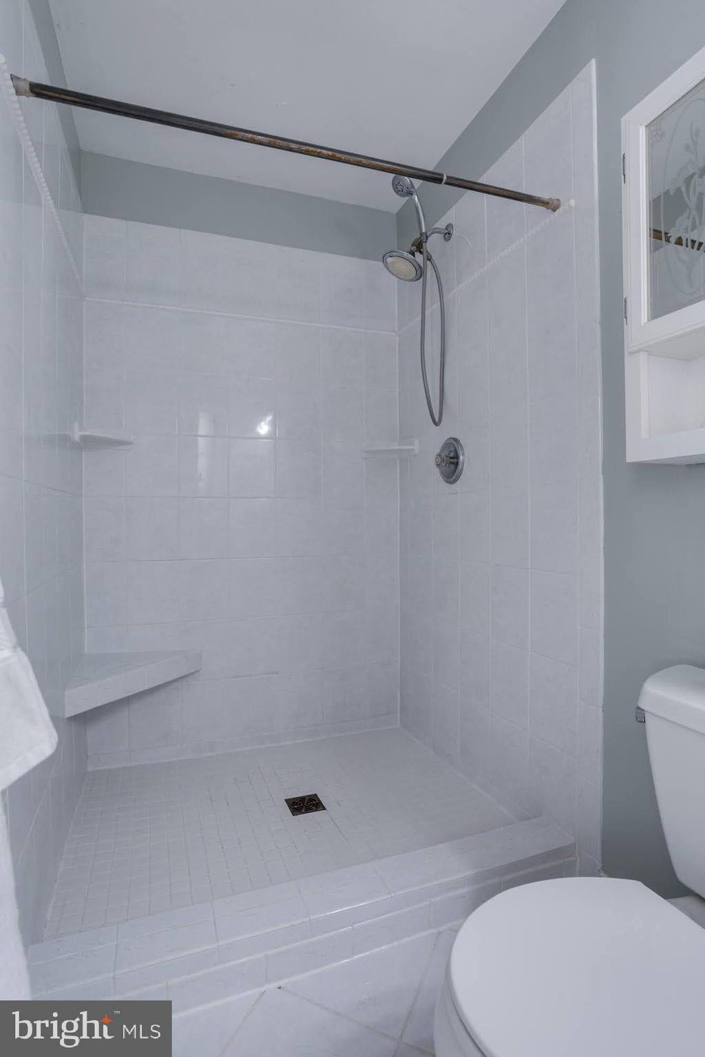 NORTH SPRINGFIELD - Residential