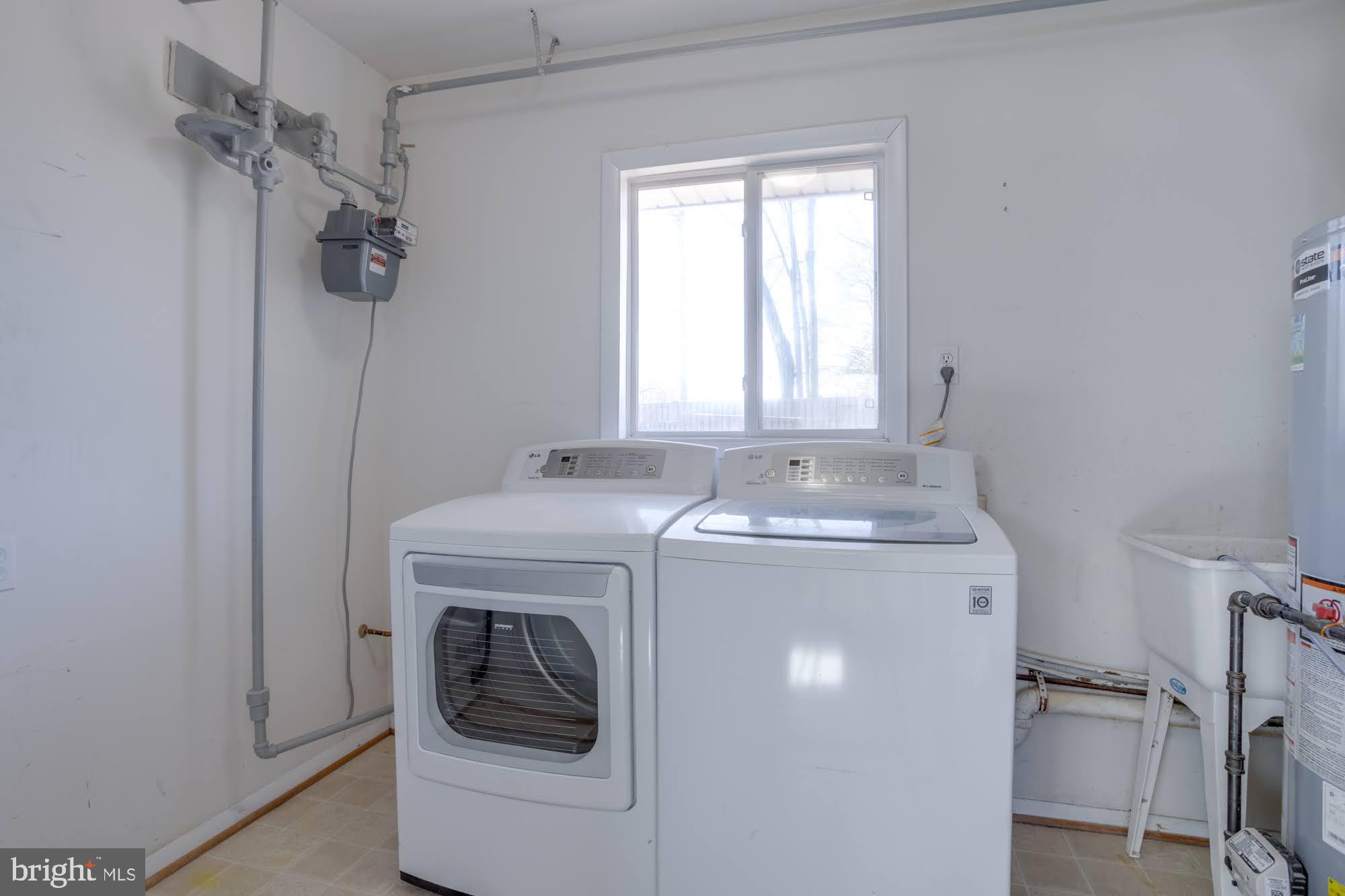 NORTH SPRINGFIELD - Residential