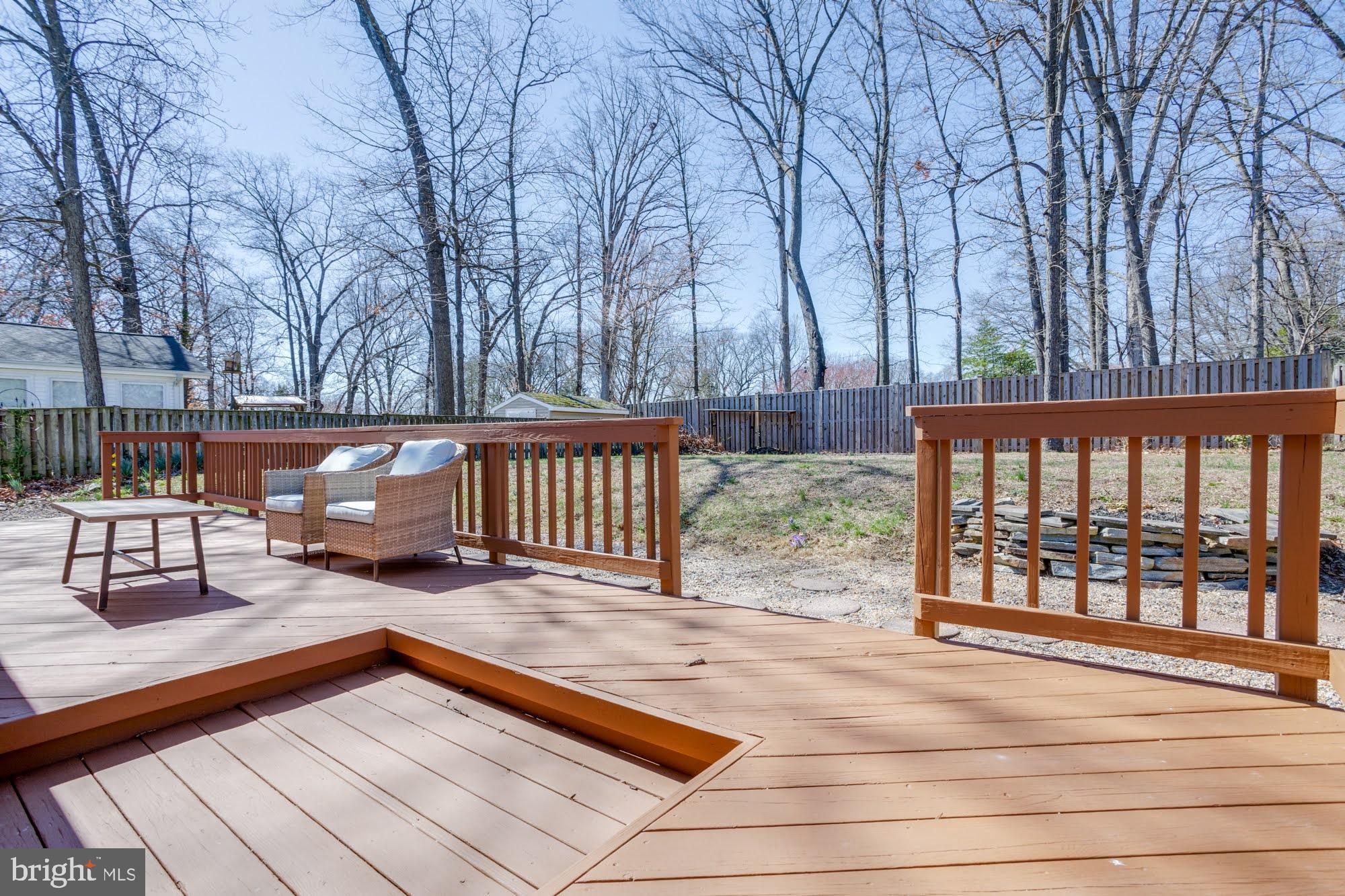 NORTH SPRINGFIELD - Residential