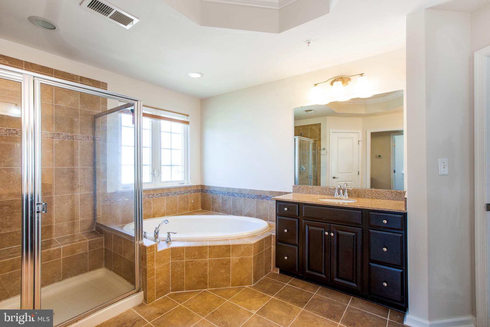 BOLTON HILL - Residential