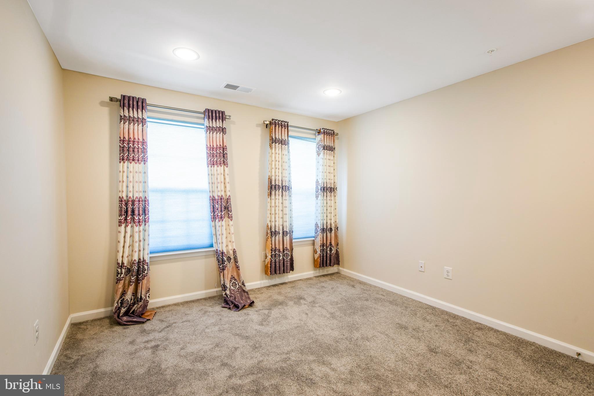 BOLTON HILL - Residential