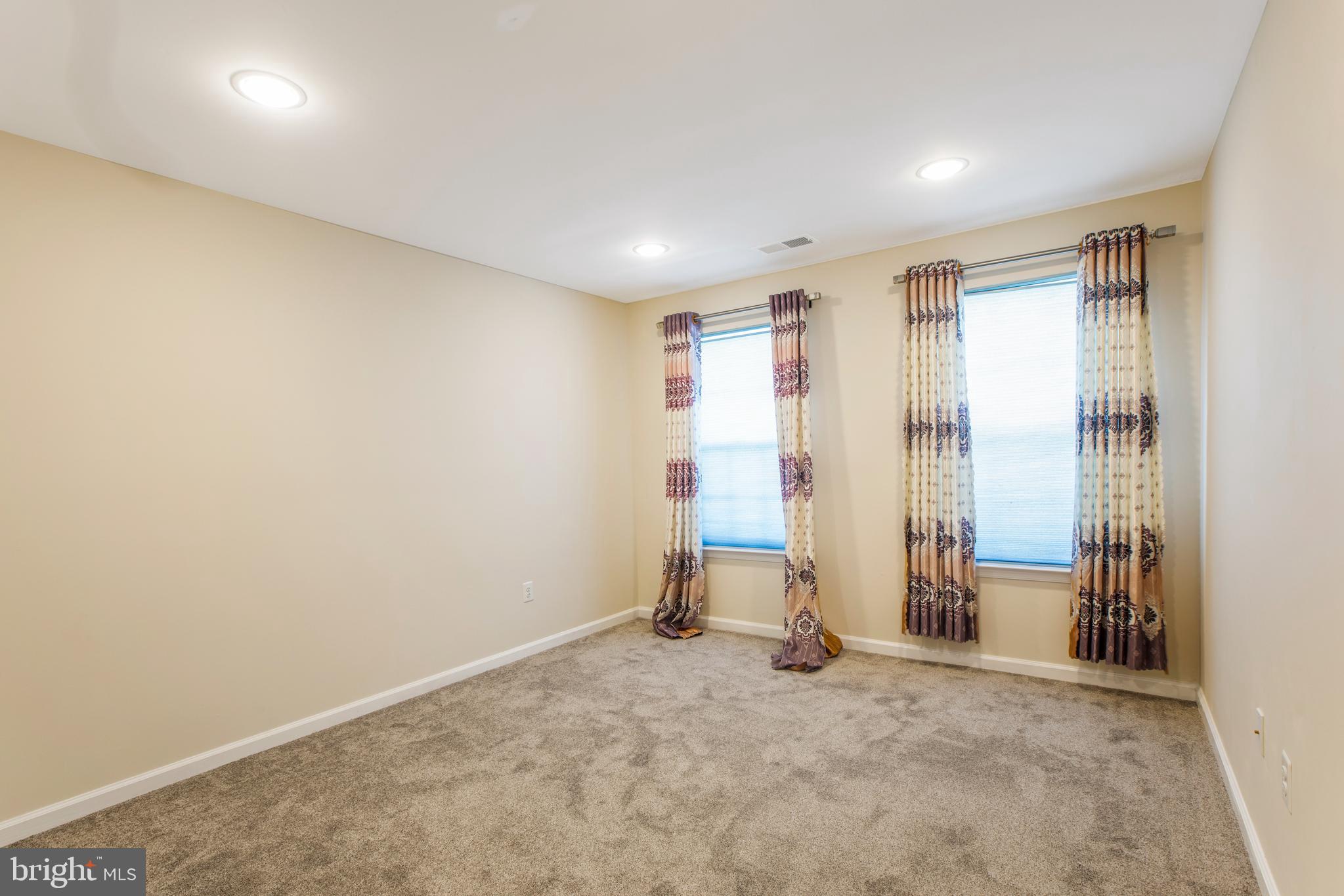 BOLTON HILL - Residential