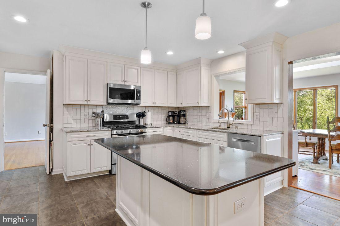 HUNT CLUB FARMS - Residential