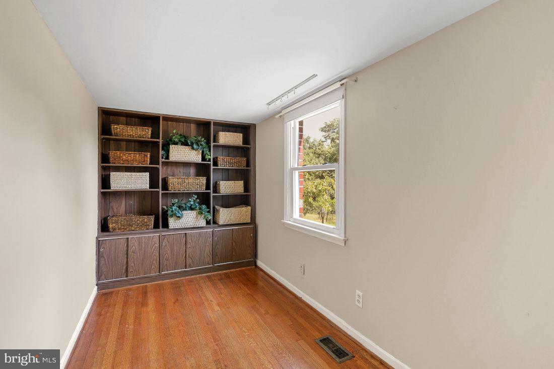 HUNT CLUB FARMS - Residential