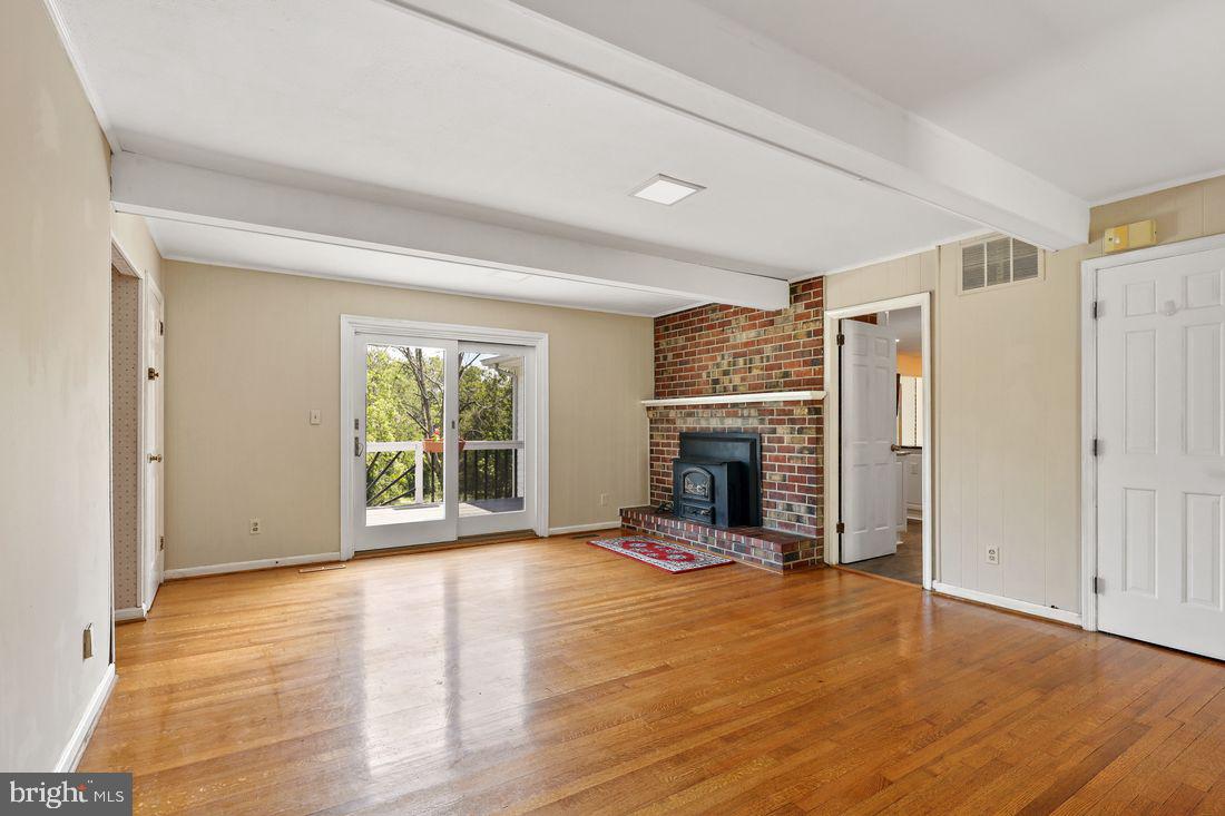 HUNT CLUB FARMS - Residential