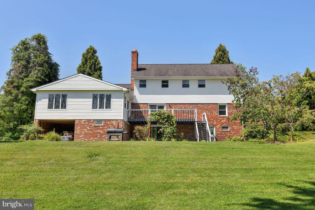 HUNT CLUB FARMS - Residential