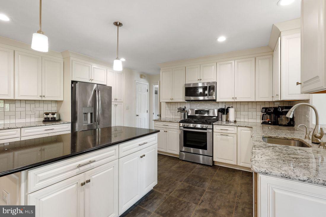 HUNT CLUB FARMS - Residential