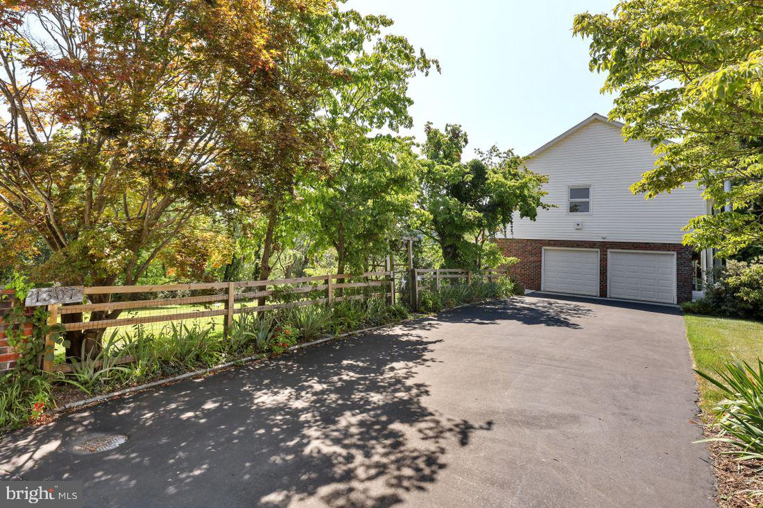 HUNT CLUB FARMS - Residential