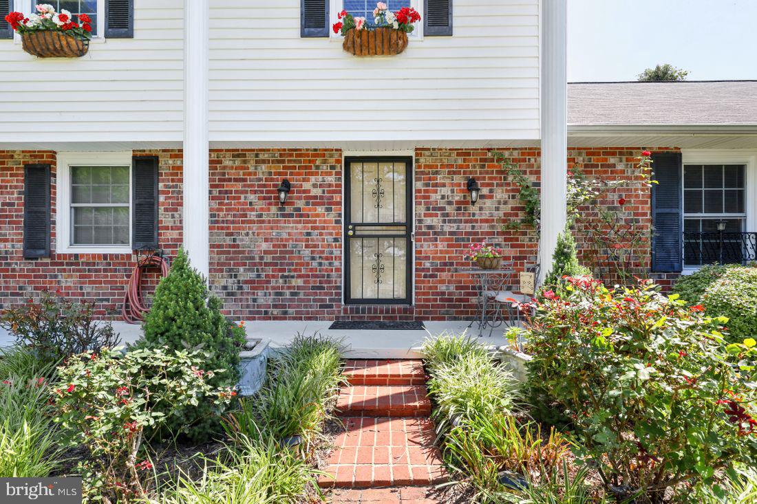 HUNT CLUB FARMS - Residential