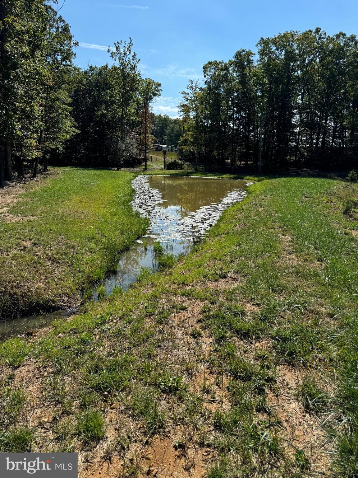 NO SUBDIVISION - Residential