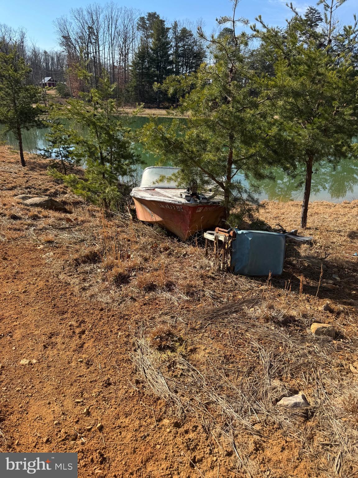 NO SUBDIVISION - Residential