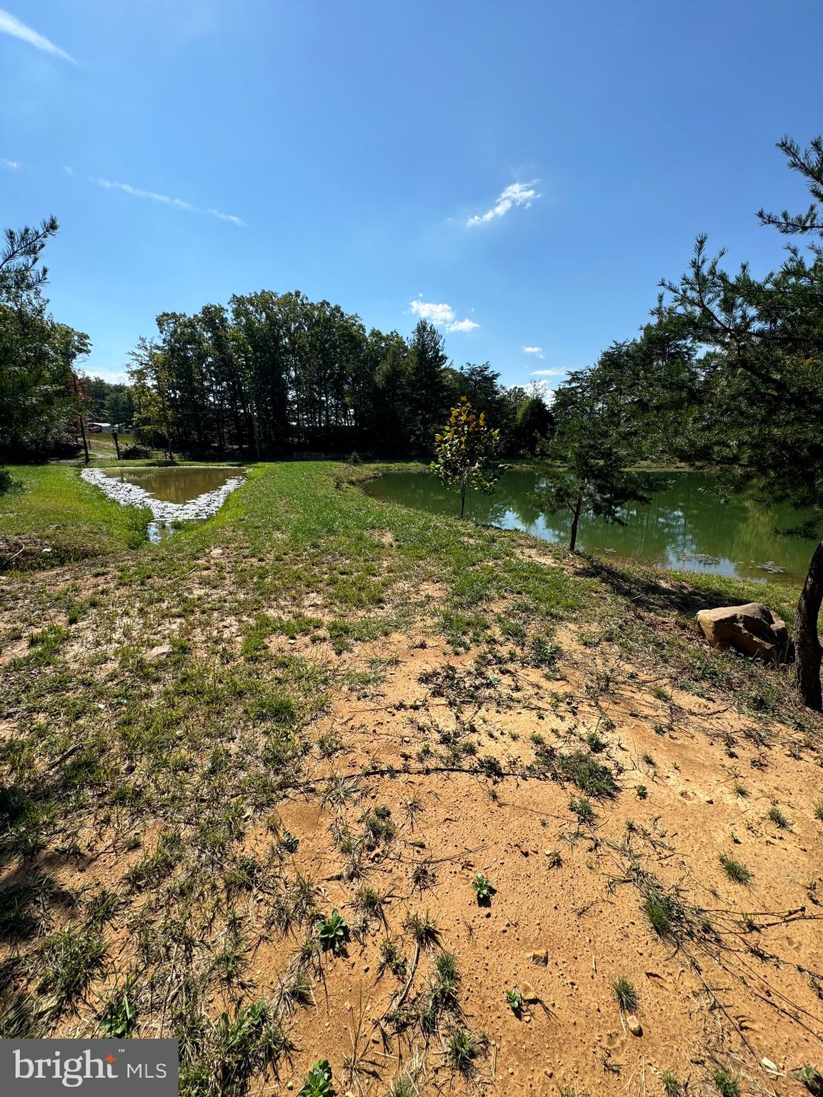 NO SUBDIVISION - Residential