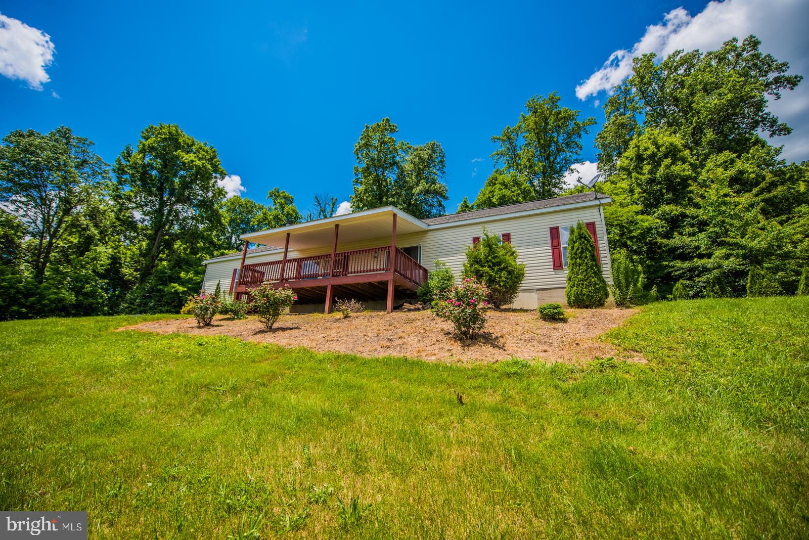 ROLLING HILLS - Residential