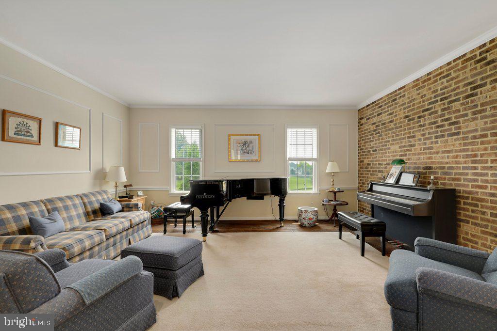 DUNFRETTEN ESTATES - Residential