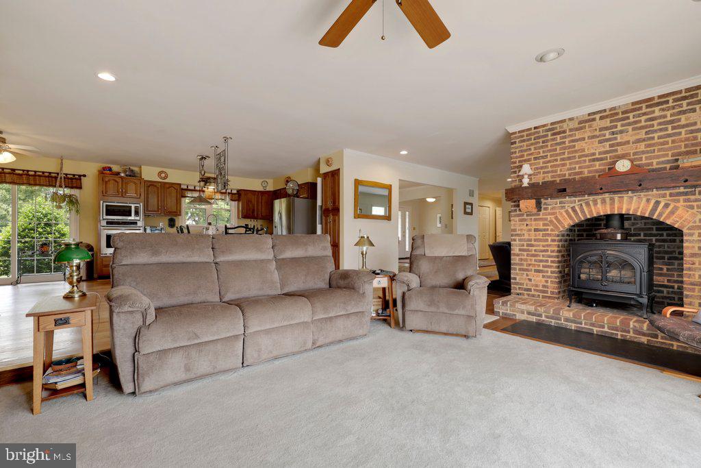 DUNFRETTEN ESTATES - Residential