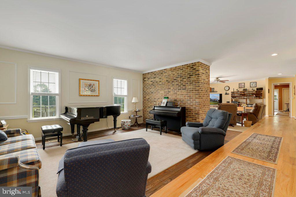 DUNFRETTEN ESTATES - Residential