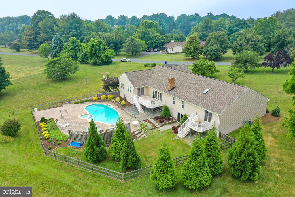 DUNFRETTEN ESTATES - Residential