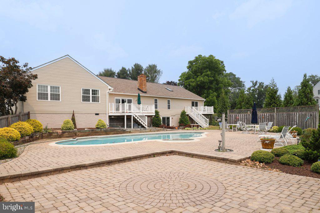 DUNFRETTEN ESTATES - Residential