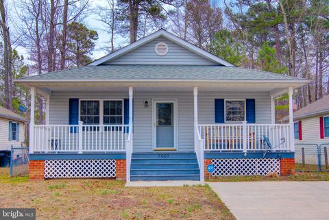 Photo of 2005 Mckinney Boulevard, COLONIAL BEACH, VA 22443 (MLS # VAWE2010562)