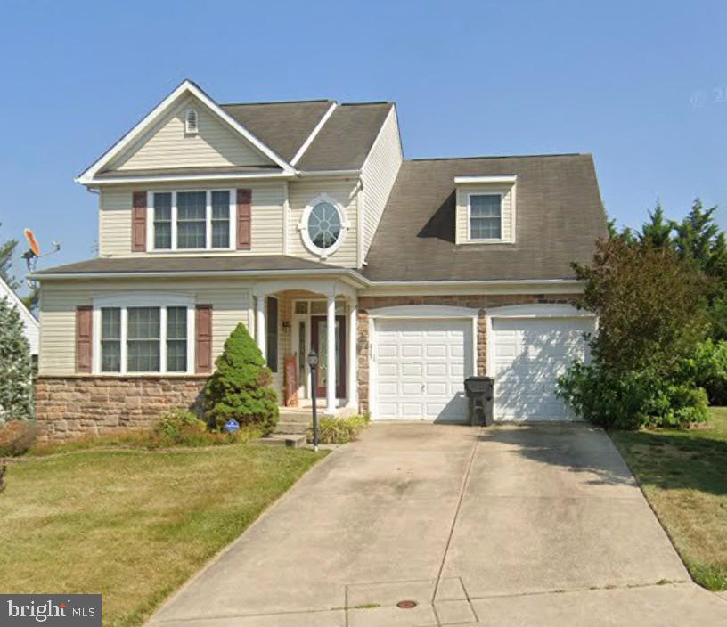 2203 RETREAT COURT
