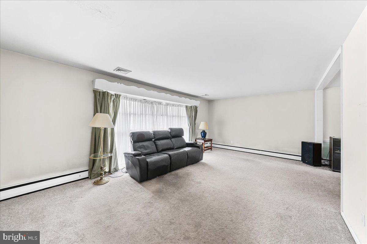 BROOKTHORPE HILLS - Residential