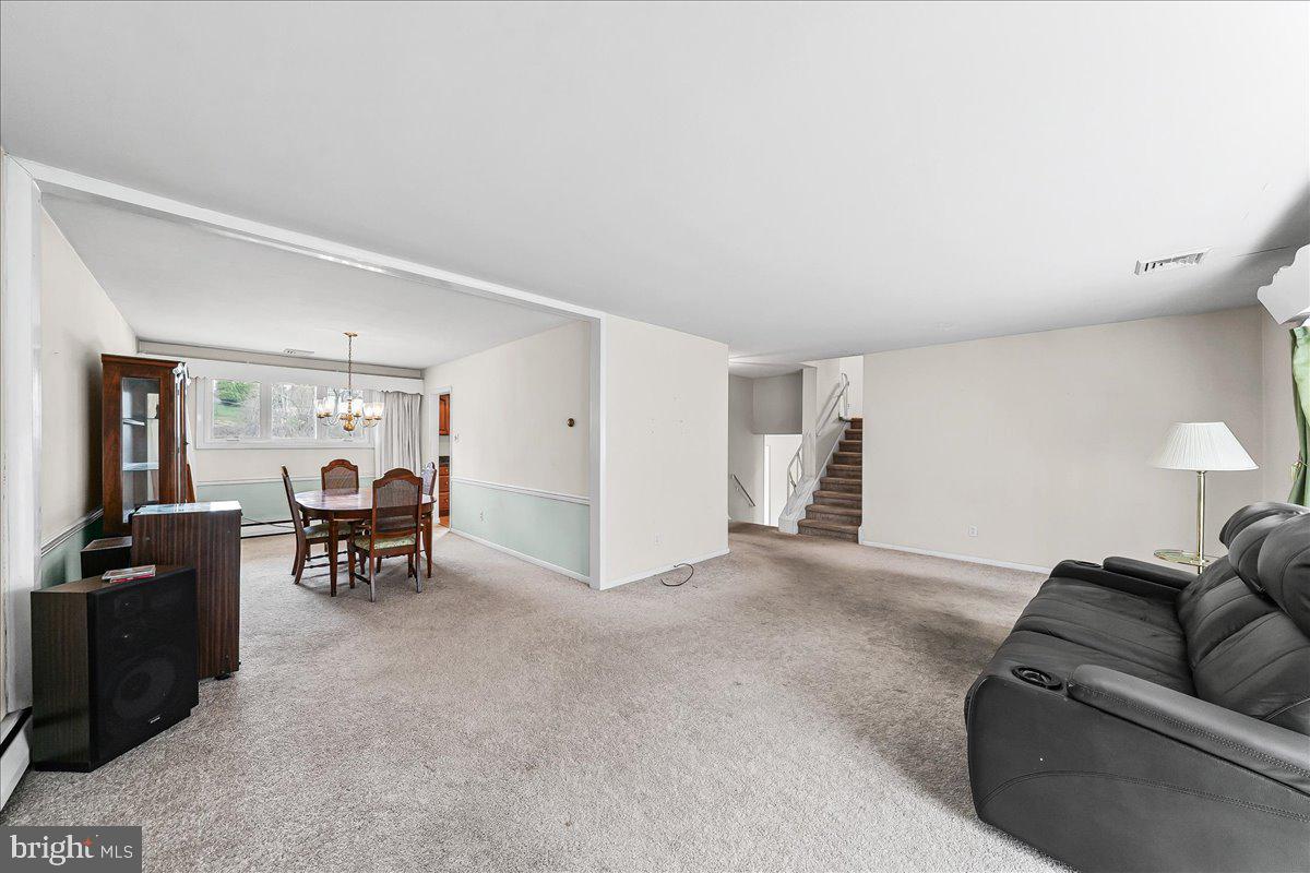 BROOKTHORPE HILLS - Residential