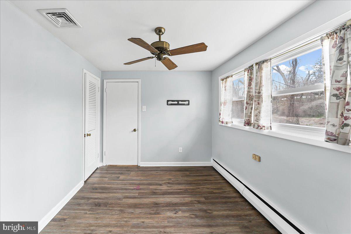 BROOKTHORPE HILLS - Residential