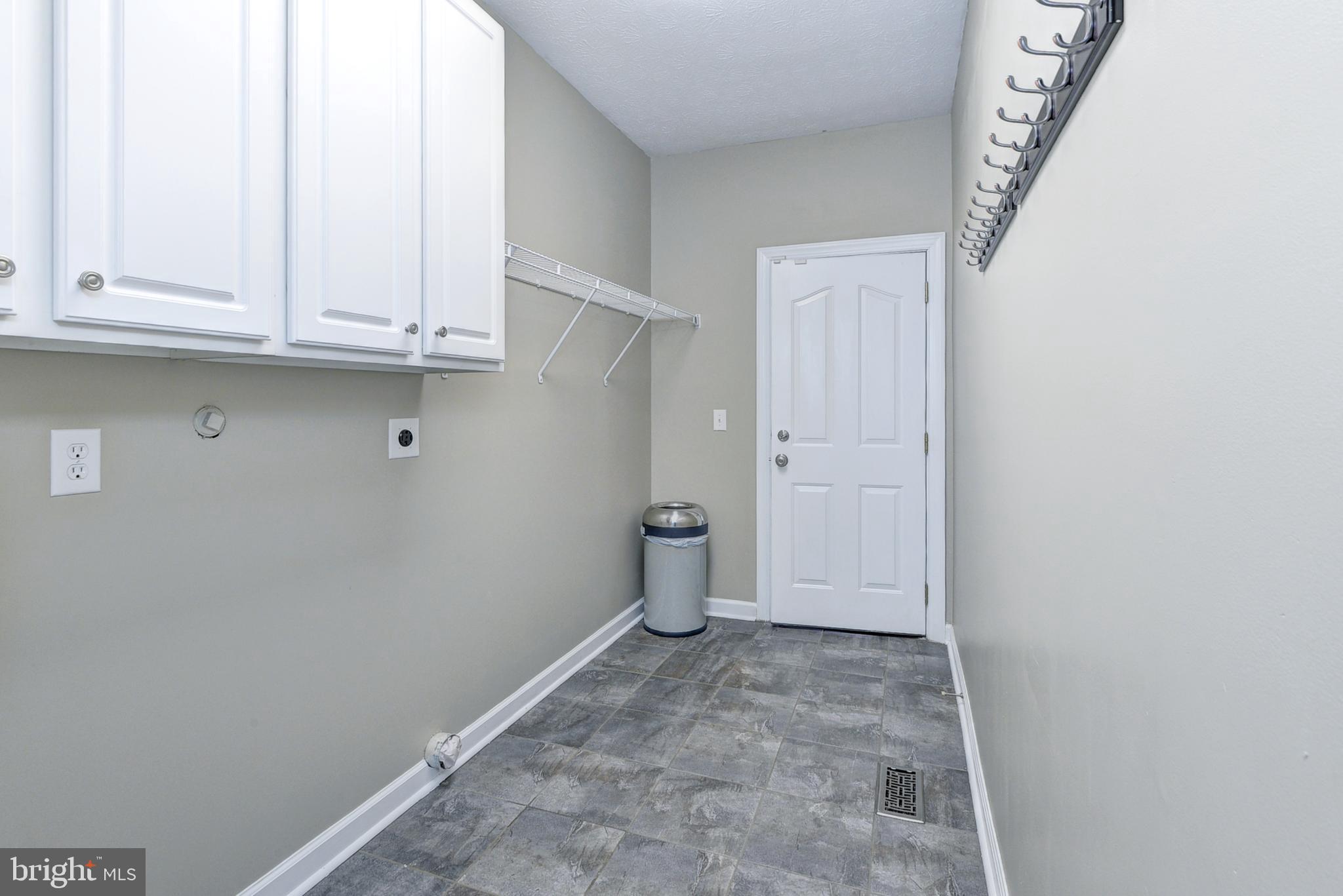 STONEHOUSE - Residential