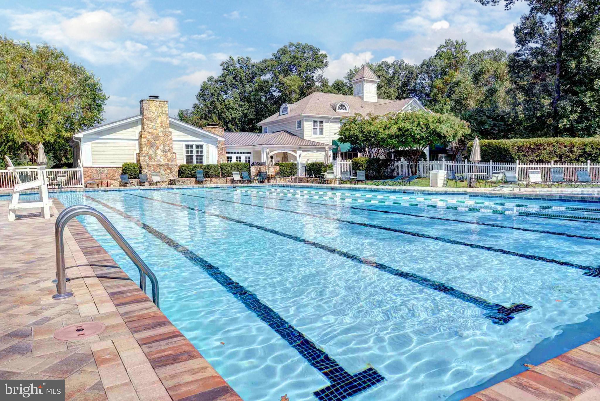 STONEHOUSE - Residential