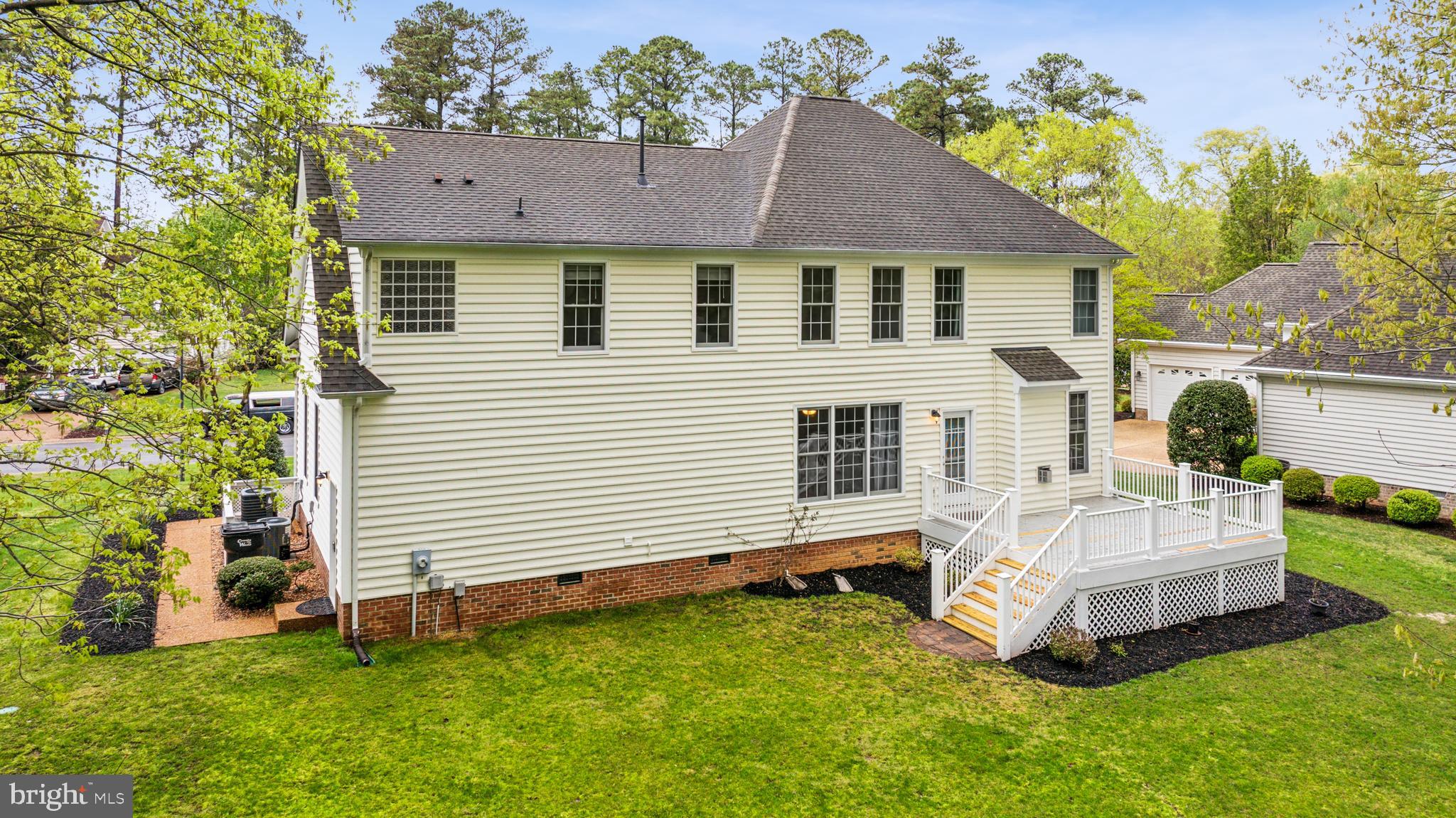 STONEHOUSE - Residential