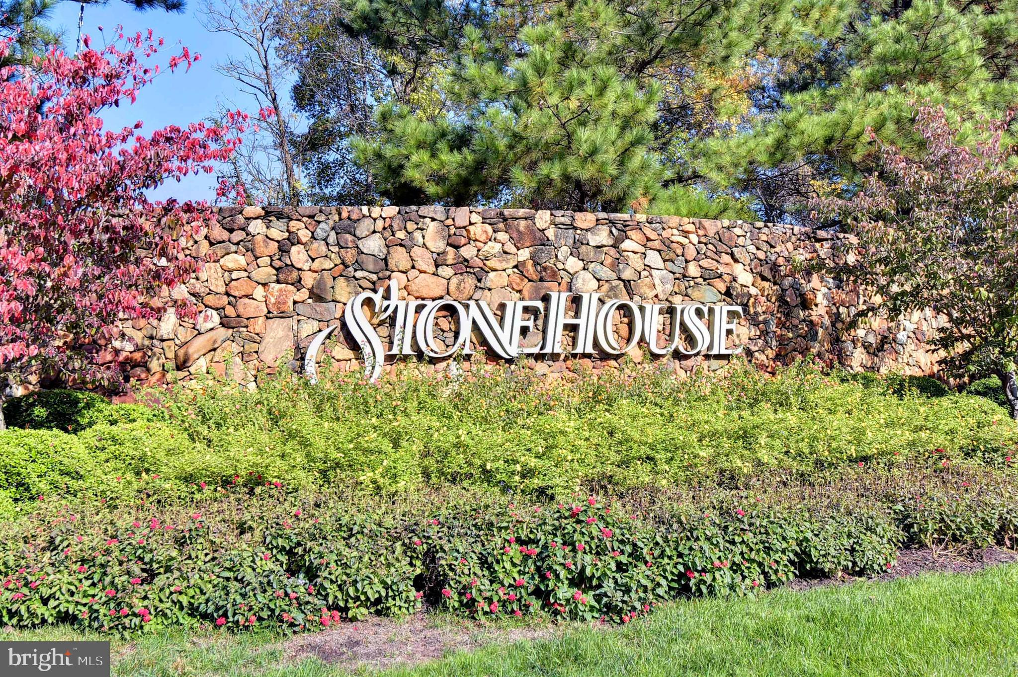 STONEHOUSE - Residential