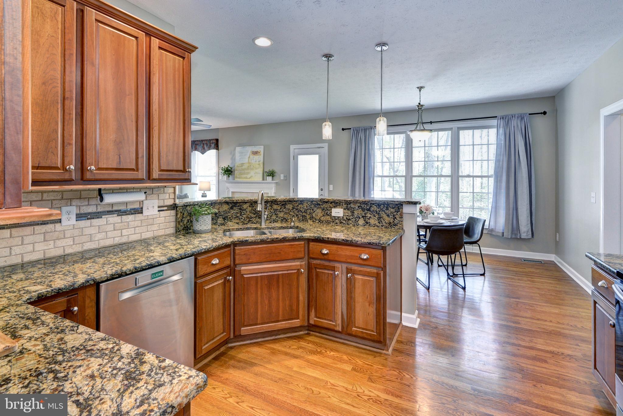 STONEHOUSE - Residential