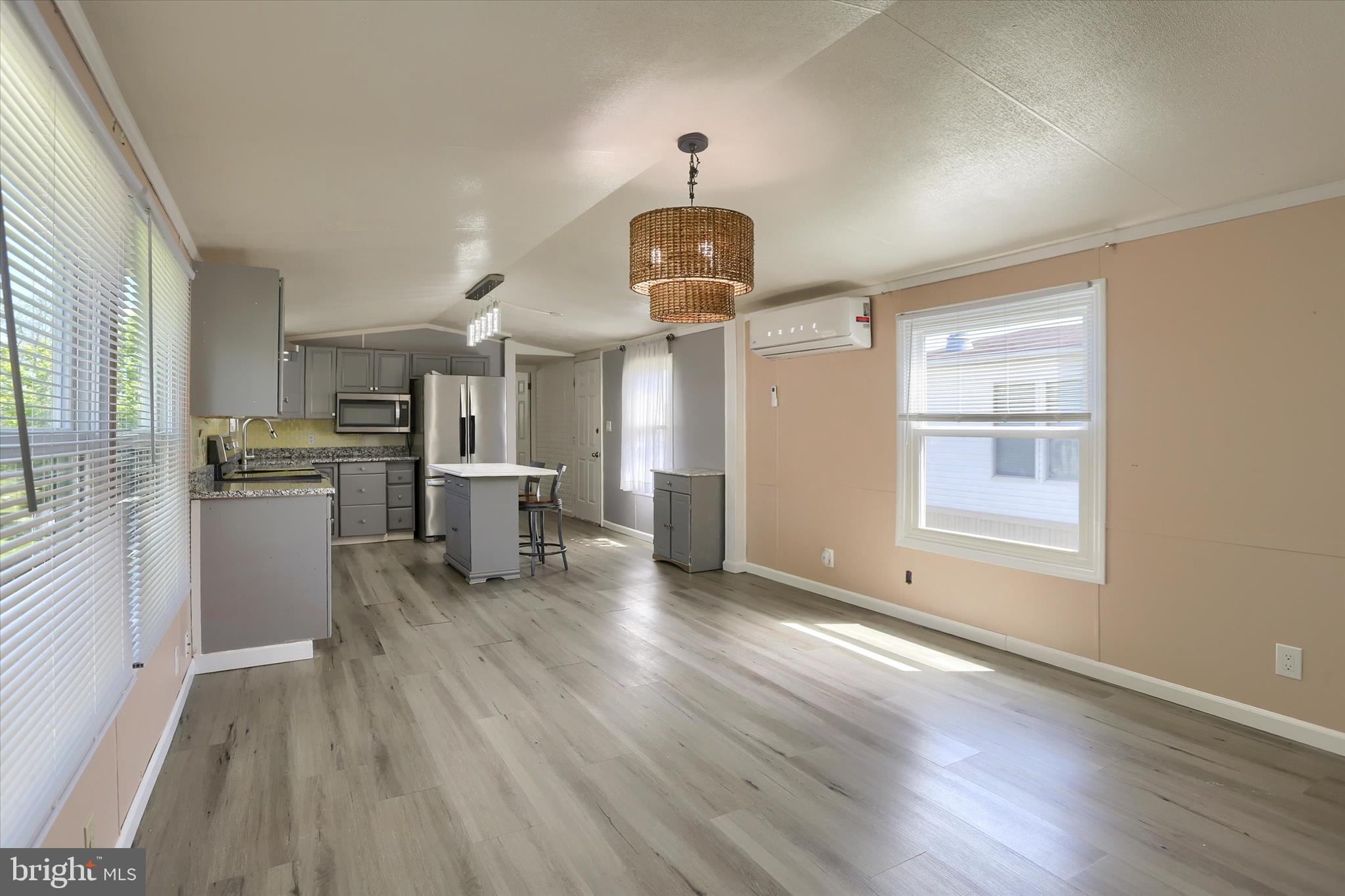OAK KNOLL ESTATES - Residential
