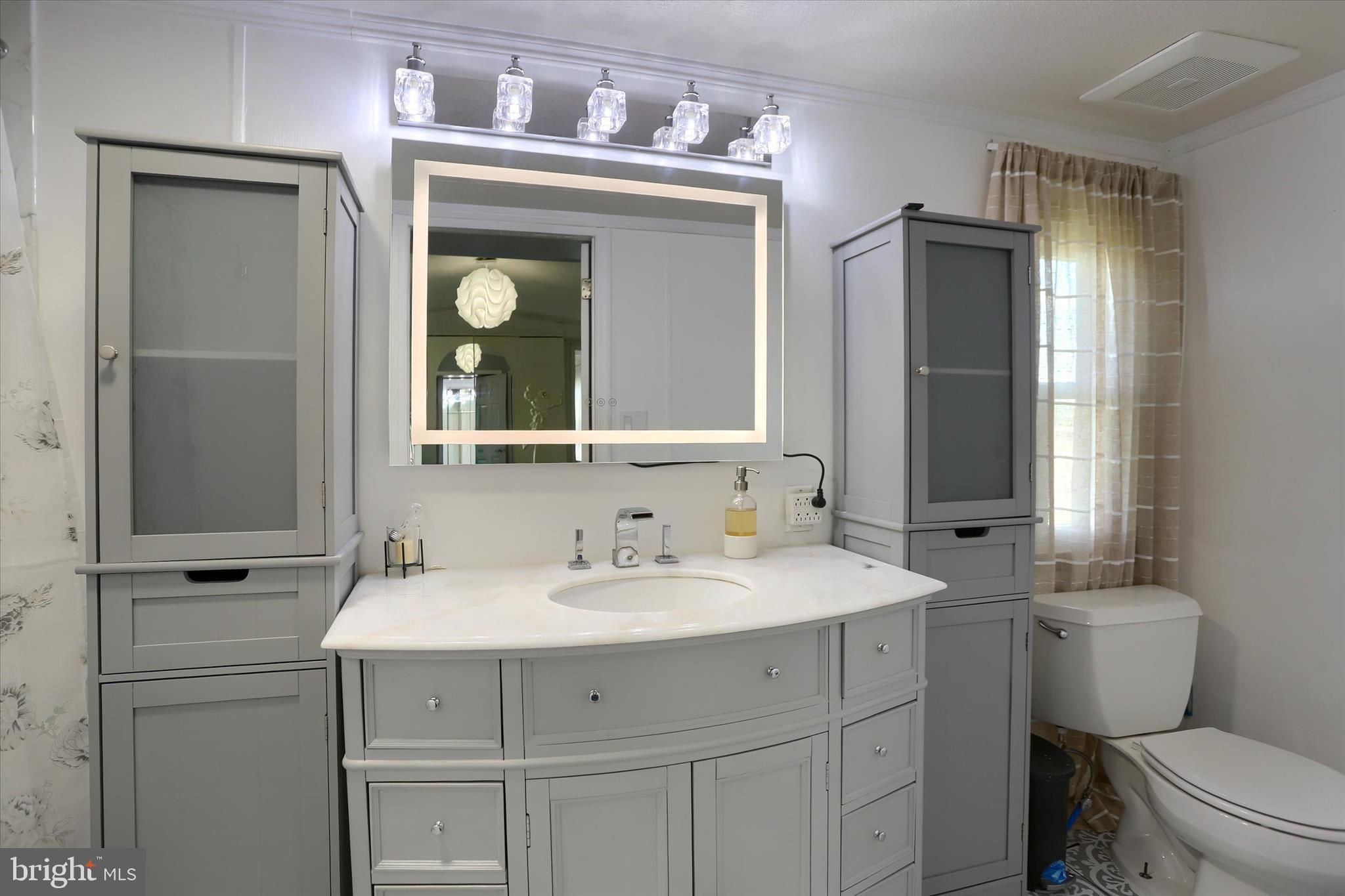 OAK KNOLL ESTATES - Residential