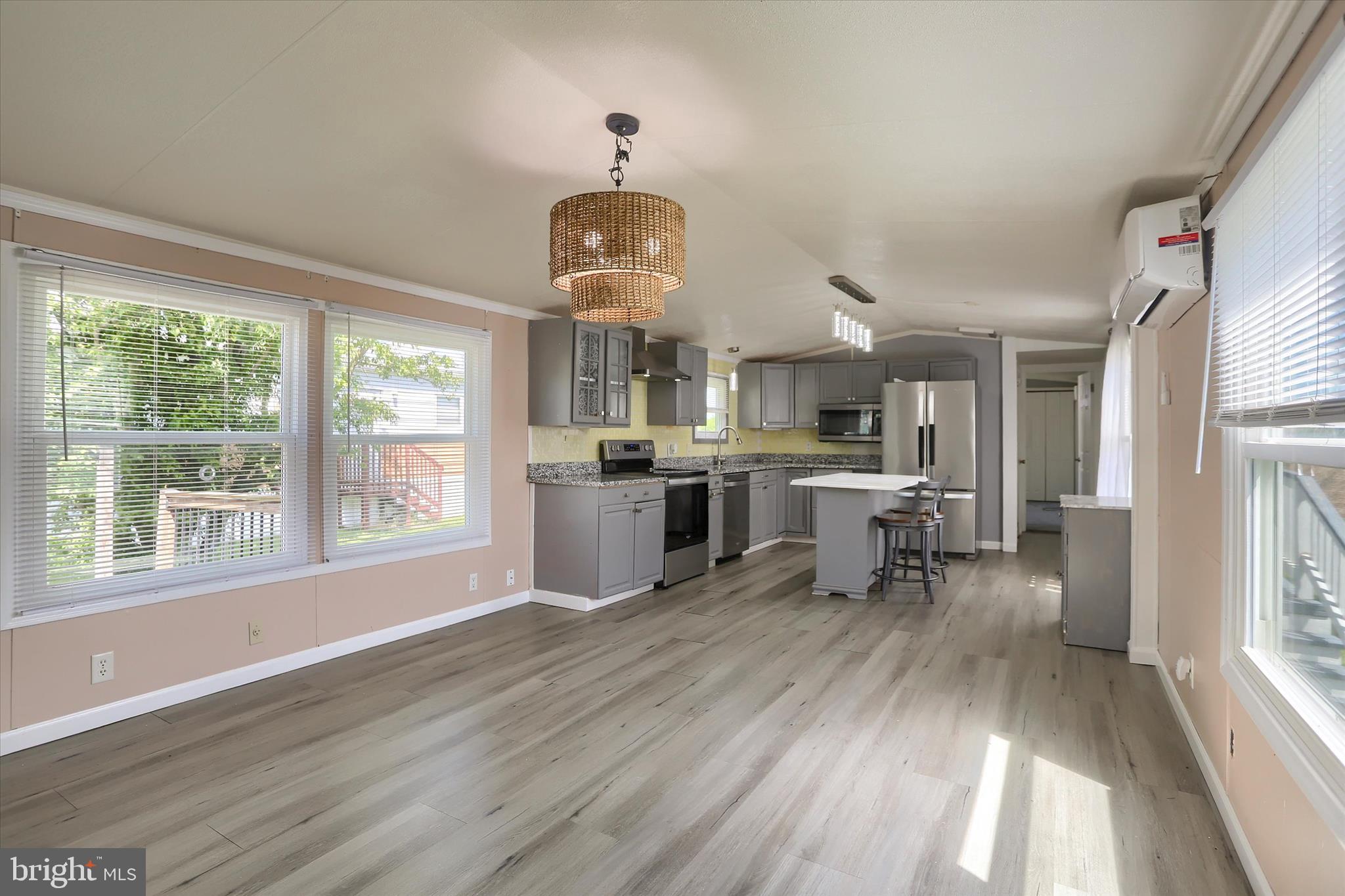 OAK KNOLL ESTATES - Residential