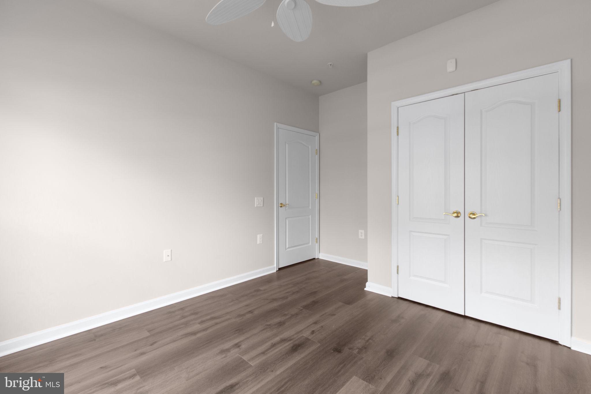 THE VILLAS AT FALLS RUN - Residential