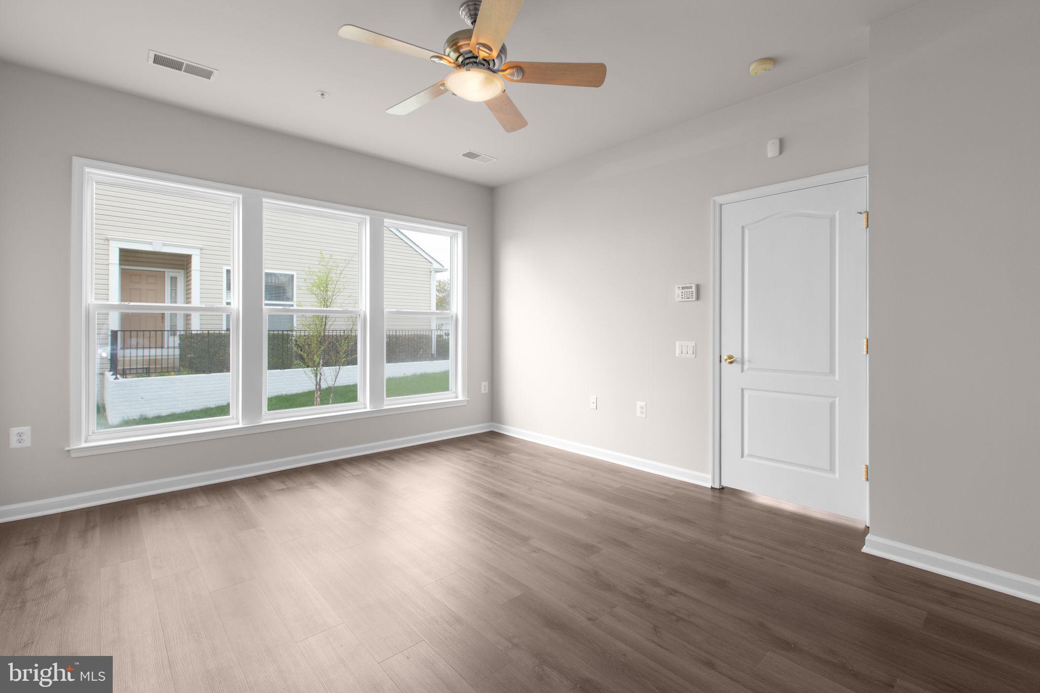 THE VILLAS AT FALLS RUN - Residential