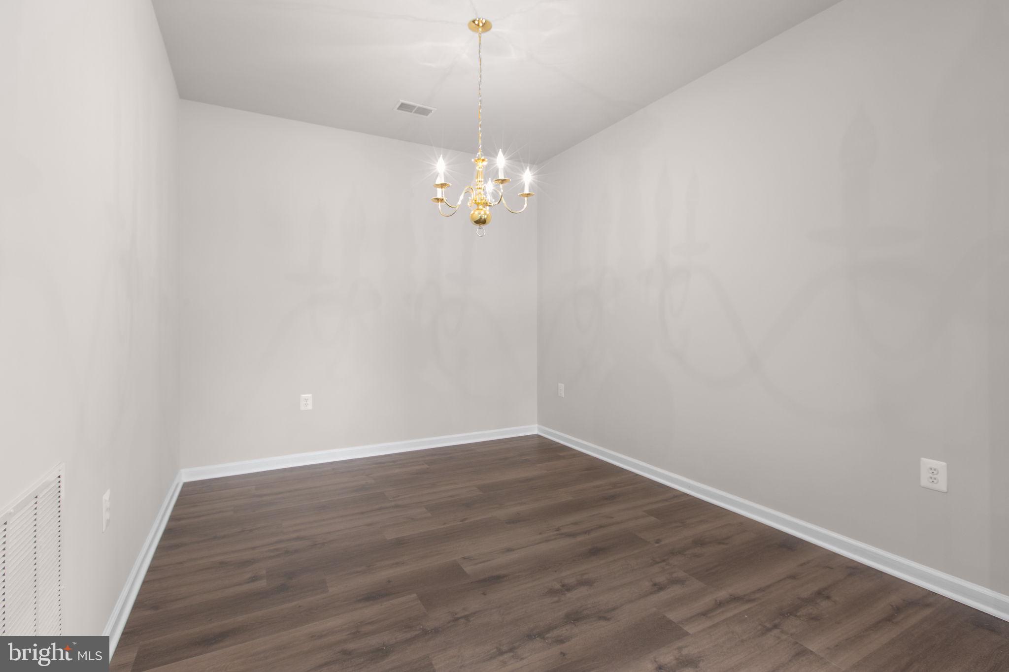 THE VILLAS AT FALLS RUN - Residential